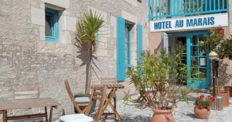 L'Hôtel au Marais à Coulon