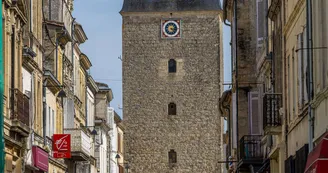 -D-Darrault-Petites-Cites-de-Caractere-Porte de l_horloge 2