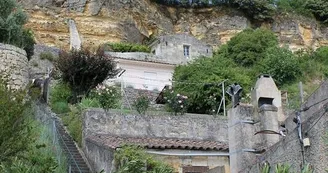 maison-troglodytique-route-de-la-corniche-estuaire-gauriac-800x600--blaye-tourisme