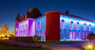 HOTAQU047V504HY4_StSylvestre_LeStelsia_bynight