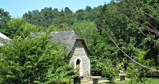 Extérieur du moulin Extérieur du moulin