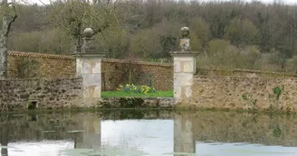 Château de la Sayette pédiluve.jpg_5