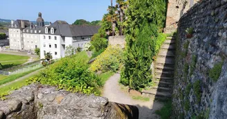 les remparts - Lescar - les escaliers