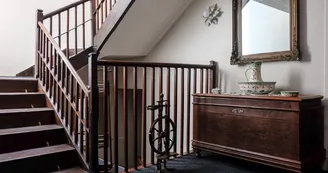 escalier-hotel-piellenia escalier-hotel-piellenia