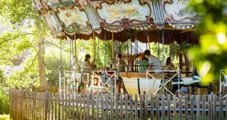 Le Carrousel 1900