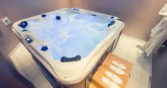 Jaccuzzi.jpg