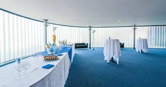 Salle de réception.jpg Salle de réception.jpg