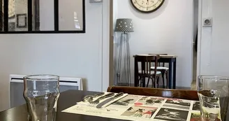 03-TABLE.jpg