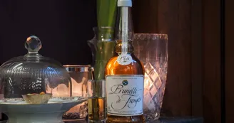 @ Le Lapin Bleu.jpg @ Le Lapin Bleu.jpg