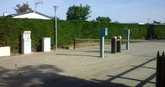 Aire-Camping-Car-Le-Sud-Hauteville-sur-mer-2
