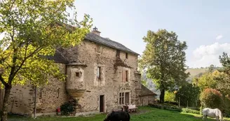 façade chevaux