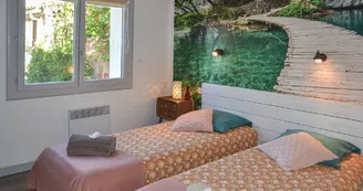 Maison Mirava-Détail chambre Bali