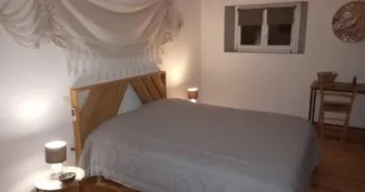 Laroclya, Chambre grise, Quevillon, Lilhac Laroclya, Chambre grise, Quevillon, Lilhac