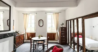 Saint Laurans Suite 4 - Salon Aurignac Comminges Pyrénées Saint Laurans Suite 4 - Salon Aurignac Comminges Pyrénées