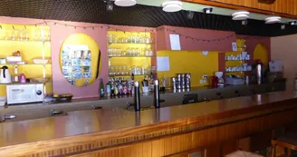 Village-vacances-Les pierres blanches-Boutx-Bar