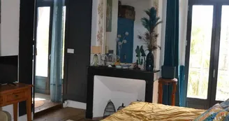 Chambre d'hôtes Le petit Couvent - L'Isle en Dodon Chambre d'hôtes Le petit Couvent - L'Isle en Dodon