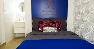 chambre rez de chaussée 2 personnes avec Salle d'eau