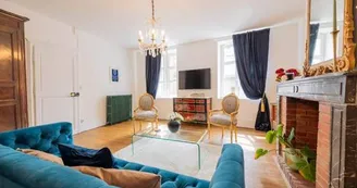 La Suite Notre Dame - Chambre Frédéric Maurice de la Tour d'Auvergne - Sedan - Ardennes La Suite Notre Dame - Chambre Frédéric Maurice de la Tour d'Auvergne - Sedan - Ardennes