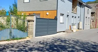 Gîte des 4 saisons : façade Gîte des 4 saisons : façade