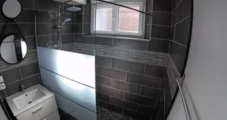 Gîte des 4 saisons : salle de bain Gîte des 4 saisons : salle de bain