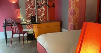 Hôtel Urban Style Logis "Le Dormeur du Val" Hôtel Urban Style Logis "Le Dormeur du Val"
