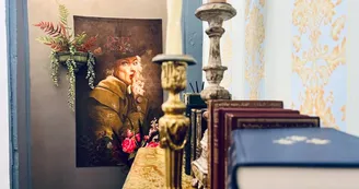 Suite Notre Dame : Chambre Henri de la Tour d'Auvergne Vicomte de Turenne Suite Notre Dame : Chambre Henri de la Tour d'Auvergne Vicomte de Turenne