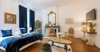 La Suite Notre Dame - Chambre Eléonore Catherine de Bergh - Sedan - Ardennes La Suite Notre Dame - Chambre Eléonore Catherine de Bergh - Sedan - Ardennes