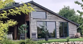 CHALET COUPLE CHALET COUPLE