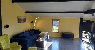 CHALET COUPLE CHALET COUPLE