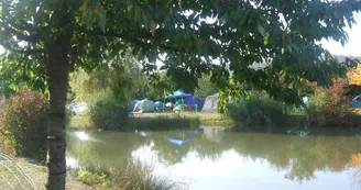 Camping Les Naïades - l'étang de pêche Camping Les Naïades - l'étang de pêche