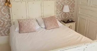 Chambre : Romantique lit Chambre : Romantique lit