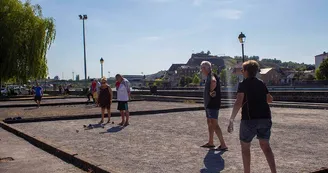 Terrain de pétanque - Givet Terrain de pétanque - Givet