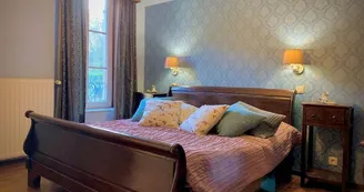 Chambre d'hôtes - Château Le Risdoux Chambre d'hôtes - Château Le Risdoux