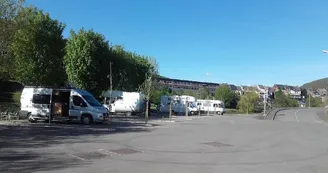 Aire de camping-car (revin) Aire de camping-car (revin)
