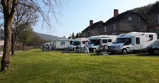 Aire de Camping-car à Monthermé Aire de Camping-car à Monthermé