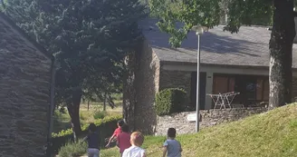 Enfants au village de vacances