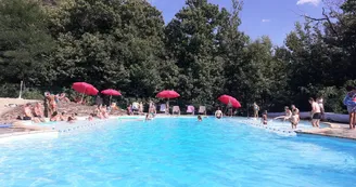 La piscine ouverte du 1er juillet au 31 août La piscine ouverte du 1er juillet au 31 août