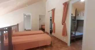 La mezzanine, avec les 3 chambres La mezzanine, avec les 3 chambres