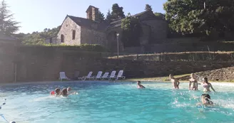 La piscine des Hauts de Saint Privat La piscine des Hauts de Saint Privat