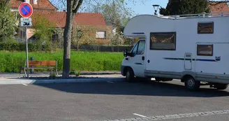 Aire de stationnement pour camping-car