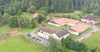 Vue aérienne du domaine sur 4 hectares.