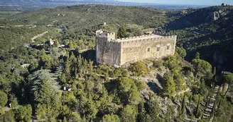Aspres castelnou chateau