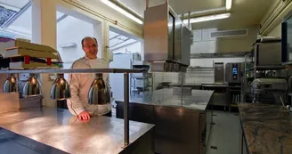Hôtel le Bellevue 16