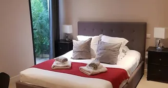 Suite Deluxe Suite Deluxe