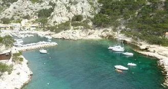 Calanque de Morgiou.jpg Calanque de Morgiou.jpg