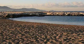 Plage de Bonneveine Marseille.jpg Plage de Bonneveine Marseille.jpg