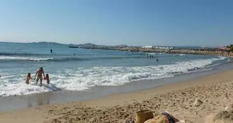 Plage de l'Huveaune Marseille.jpg Plage de l'Huveaune Marseille.jpg