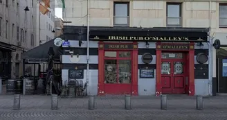 O'Malley's pub Guiness_Marseille O'Malley's pub Guiness_Marseille