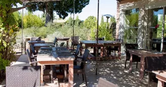 Les Résidences de Métifiot salle exterieure restaurant