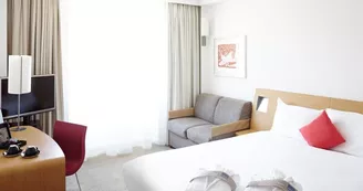 Hôtel Novotel Marseille Vieux Port .jpg Hôtel Novotel Marseille Vieux Port .jpg